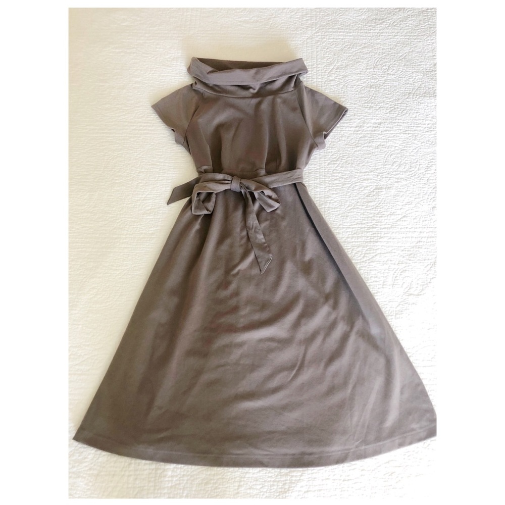 🥠 Gap Maternity Dress